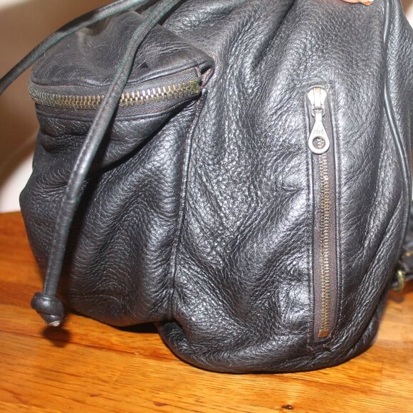Rare Johhny Farah Thick Pebbled Leather Brass Hardware Backpack or Sling - Picture 3 of 13